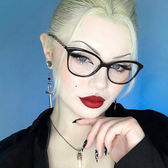 🌟HP🌟💙MORTIS Black 🌑 Moon Liquid Matte Lipstick NWT - Picture 2 of 7